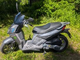 Aprilia Sportcity 250cc, motoroleriai / mopedai