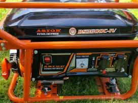 3 kw Benzininis vienfazis generatorius Astor