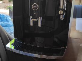 Jura e8 Ec 2025. Piano black