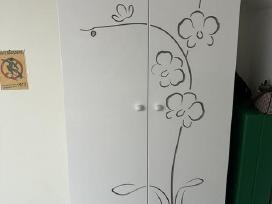 Parduodami vaikiški baldai
