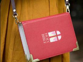 Holy bible rankinė