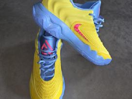 Nike Giannis Immortality 4