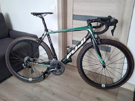Fuji SL Team Replica Carbon su galios matuokliu, M