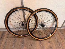 Gravel plento ratai