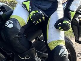 Parduodu Alpinestars Missile Moto apranga 52 dydis