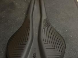 Acid Nuance Slt X Carbon saddle