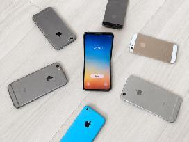 Parduodamas Z Flip 3 ir 6 Iphonai