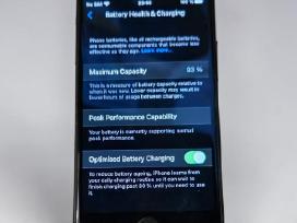 Apple iPhone 8 64gb (Baterija 93%)
