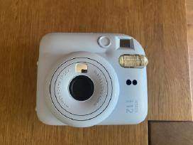 Momentinis fotoaparatas Instax Mini 12
