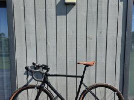 Karboninis Gravel dviratis