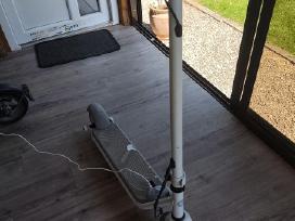 Elektrinis vaikiškias paspirtukas