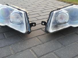 VW Passat B6 Xenon žibintai(valeo) +nauji stiklai