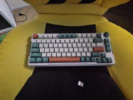 Rk Royal Kludge Rk H81 Rgb Tri-mode mechaninė klav