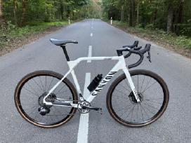 Canyon Inflite CF SLX, M, Rival AXS, Mvdp white