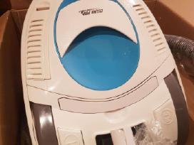 Plaunantis dulkių siurblys su vandens filtru