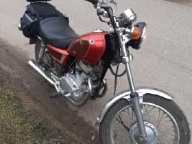 Parduodu Honda Cm125.