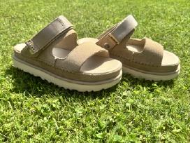 Ugg sandalai