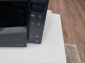 Vos pora kartu naudota LG mikrobangė