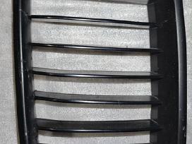 Bmw F30 priekines groteles