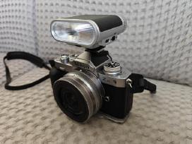 Nikon Z Fc kaip naujas, su priedais