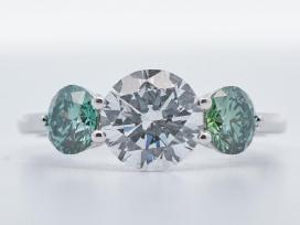 Aukso žiedas su LG briliantais (2,52ct)