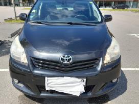 Parduodamas Toyota Verso