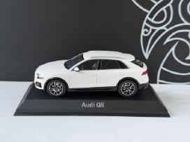 Audi Q8 1:43