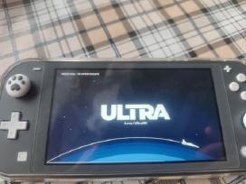 Atristas Nintendo Switch lite + 512gb kortele