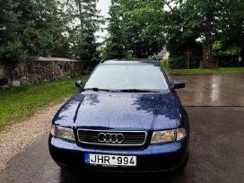 Audi A4 1998 m Universalas