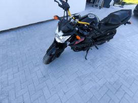 Parduodu Yamaha xj6n 2009