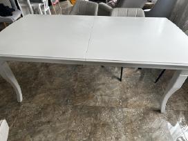 Didelis Valgomojo stalas ir 6 kėdės