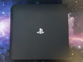 Sony Playstation 4 Pro 1tb (su dviem pulteliais)