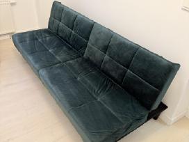 Super Kaina: tamsiai žalia aksominė sofa-lova