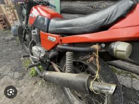 Perku Jawa 638 su dokumentais.