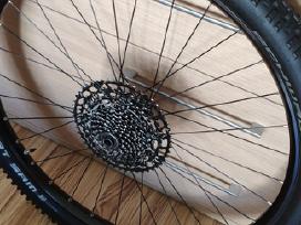 Cube galinis ratas 29' padanga 2.6 + Hg 12s kasete