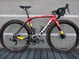 Trek Domane M