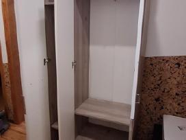 Dovanoju prieškambario spinta