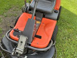 Husqvarna traktoriukas- žoliapjovė