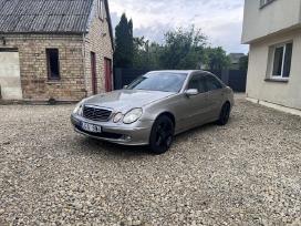 Mercedes Benz e320