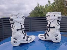 Alpinestrars tech10 motokrosinai batai