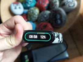Parduodu Mi Smart Band 6