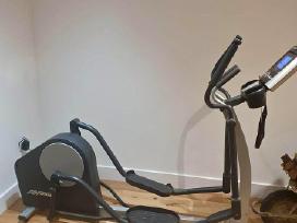 Elipsinis treniruoklis Life fitness X1