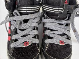 Dovanoju vaikiškus batus ( Adidas ir Clarks)