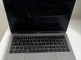 MacBook model A1708