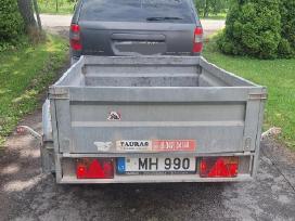 Priekaba Tauras