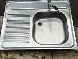 Parduodu naudota kriauklę su maišytuvu