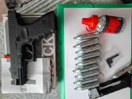 Parduodamas Glock 17