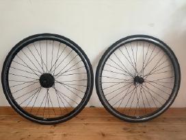 Plento ratai 700c (28 colių) + padangos 23mm