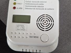 Perku sugedusį smalkių detektorių