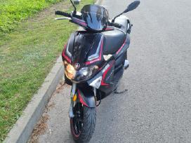 Gilera runner